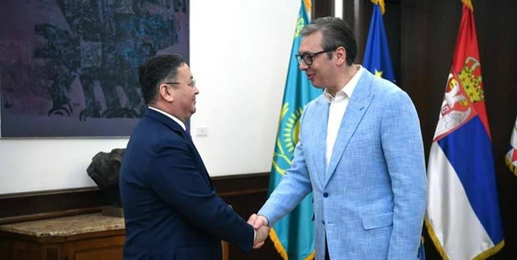 امضای موافقت‌نامه همکاری نظامی بین قزاقستان و صربستان